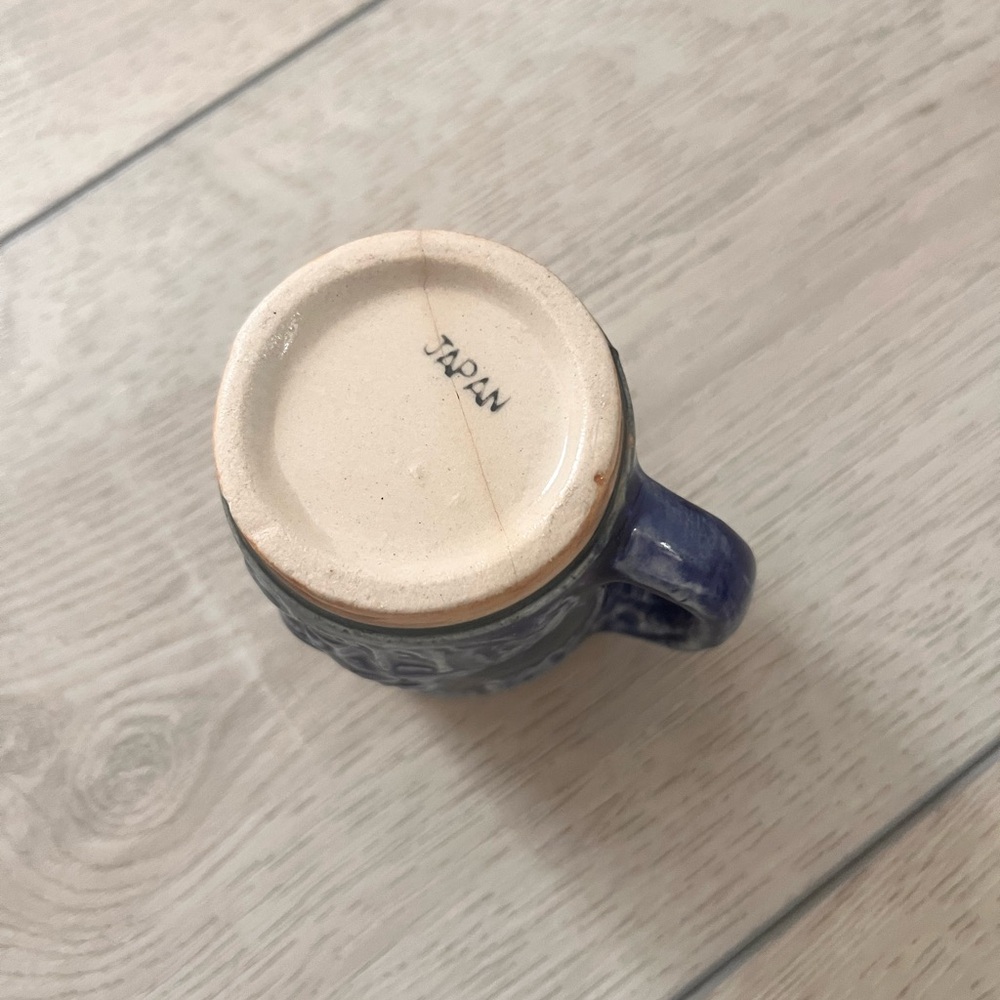 Vintage Blue and Tan Ceramic Mini Mug - Picture 3 of 6